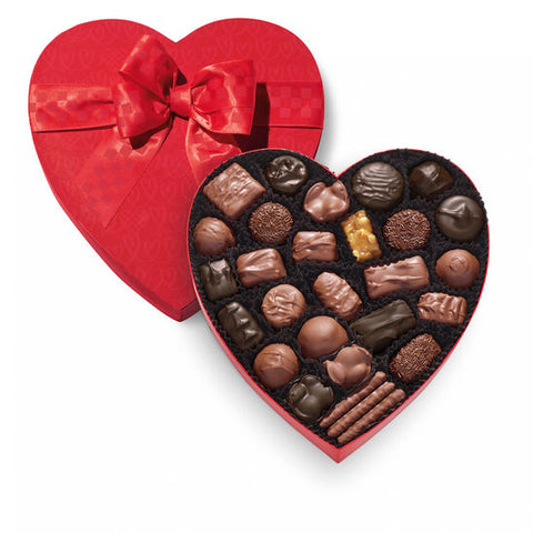 Classic Red Heart Assorted Chocolates - Surtido de Chocolates Corazón Rojo Clásico